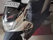 https://riyasewana.com/uploads/yamaha-ray-24142848458338.jpg
