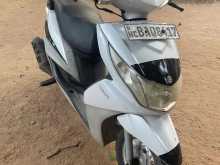 Yamaha Ray 2013 Motorbike