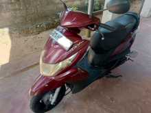 Yamaha Ray 2013 Motorbike