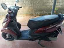 https://riyasewana.com/uploads/yamaha-ray-2731305003.jpg