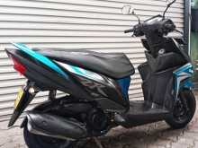 https://riyasewana.com/uploads/yamaha-ray-277091413504.jpg