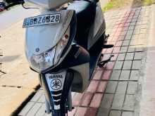 Yamaha Ray 2014 Motorbike