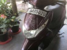 Yamaha Ray 2013 Motorbike