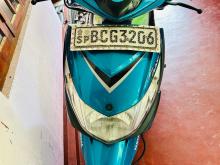 Yamaha Ray 2015 Motorbike