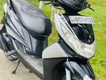 Yamaha Ray 2014 Motorbike