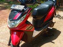 Yamaha RAY 2015 Motorbike