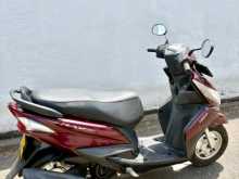 Yamaha Ray 2014 Motorbike