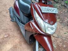 Yamaha Ray 2013 Motorbike