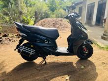 https://riyasewana.com/uploads/yamaha-ray-z-1111503124803.jpg