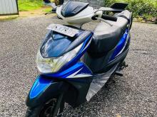 Yamaha Ray ZR 2015 Motorbike