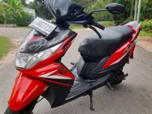 https://riyasewana.com/uploads/yamaha-ray-z-11426426456.jpg