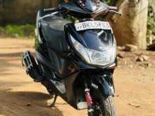 Yamaha Ray Z 2015 Motorbike