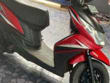 https://riyasewana.com/uploads/yamaha-ray-z-1215010422433.jpg