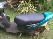 https://riyasewana.com/uploads/yamaha-ray-z-212221291033.jpg