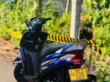 https://riyasewana.com/uploads/yamaha-ray-z-231933186326.jpg