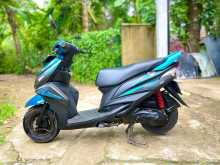 Yamaha Ray ZR 2015 motorcycle