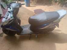 Yamaha Ray ZR 2015 Motorbike