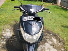 Yamaha Ray Zr 2014 Motorbike