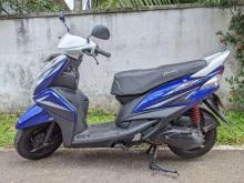 https://riyasewana.com/uploads/yamaha-ray-z-71343436895.jpg