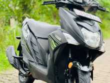 Yamaha Ray Zr 2018 Motorbike