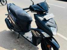 Yamaha Ray ZR 2017 Motorbike