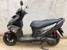 https://riyasewana.com/uploads/yamaha-ray-zr-10703341035.jpg