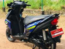 https://riyasewana.com/uploads/yamaha-ray-zr-111026121775.jpg