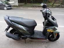 https://riyasewana.com/uploads/yamaha-ray-zr-1110584113962.jpg
