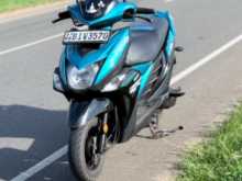 https://riyasewana.com/uploads/yamaha-ray-zr-1111552413882.jpg