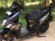 https://riyasewana.com/uploads/yamaha-ray-zr-1112560822133.jpg