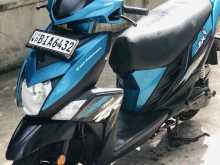 https://riyasewana.com/uploads/yamaha-ray-zr-1121105422342.jpg