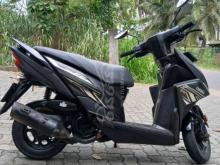 https://riyasewana.com/uploads/yamaha-ray-zr-11321001373417.jpg