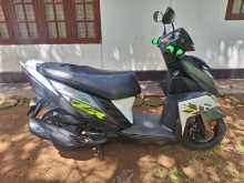 https://riyasewana.com/uploads/yamaha-ray-zr-11631134973.jpg
