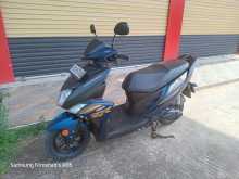 https://riyasewana.com/uploads/yamaha-ray-zr-11935594592.jpg
