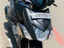 https://riyasewana.com/uploads/yamaha-ray-zr-12736576014.jpg