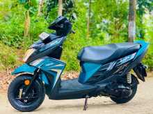 https://riyasewana.com/uploads/yamaha-ray-zr-1314230622743.jpg