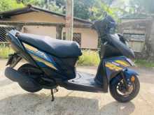 https://riyasewana.com/uploads/yamaha-ray-zr-1316103822322.jpg