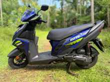 https://riyasewana.com/uploads/yamaha-ray-zr-1317260913022.jpg