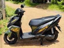 https://riyasewana.com/uploads/yamaha-ray-zr-1320233322022.jpg