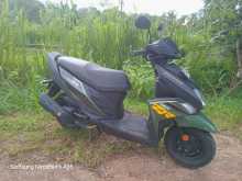 https://riyasewana.com/uploads/yamaha-ray-zr-13822304733.jpg