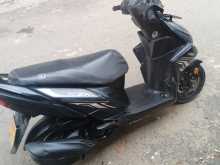 https://riyasewana.com/uploads/yamaha-ray-zr-139142413744.jpg
