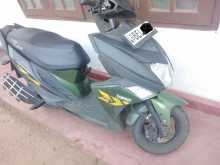Yamaha Ray Zr 2016 Motorbike