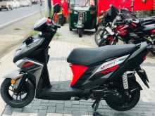 https://riyasewana.com/uploads/yamaha-ray-zr-141050581664.jpg