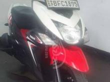 https://riyasewana.com/uploads/yamaha-ray-zr-14162100403171.jpg