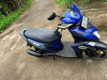 https://riyasewana.com/uploads/yamaha-ray-zr-141710514243.jpg