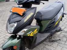 https://riyasewana.com/uploads/yamaha-ray-zr-1421415713454.jpg