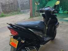 https://riyasewana.com/uploads/yamaha-ray-zr-147305213672.jpg