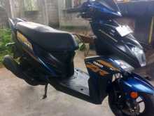 https://riyasewana.com/uploads/yamaha-ray-zr-149235513532.jpg