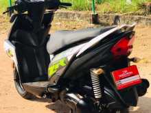 https://riyasewana.com/uploads/yamaha-ray-zr-151007541624.jpg