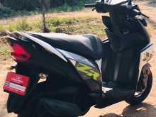 https://riyasewana.com/uploads/yamaha-ray-zr-151007541823.jpg